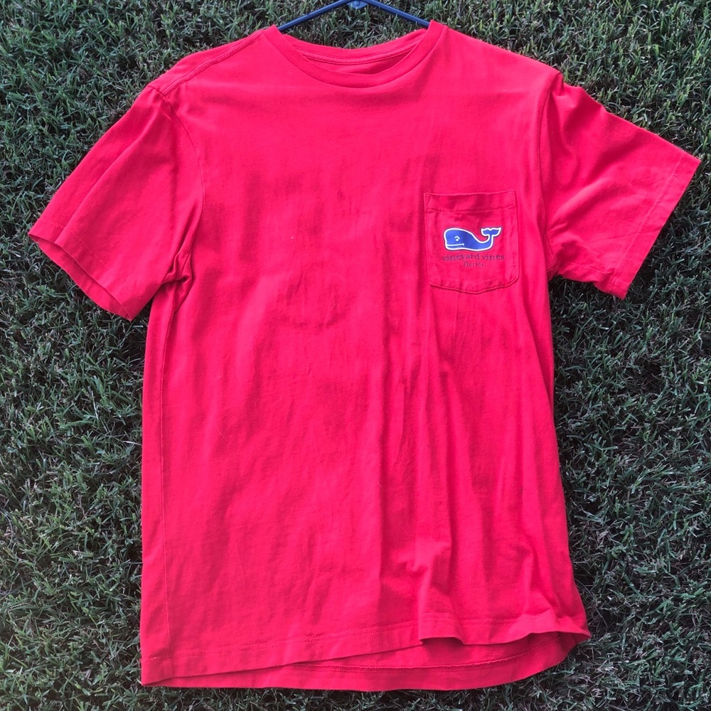Vineyard Vines T Shirt